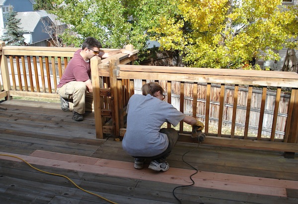 How To Make Your Old Deck Look New Again – Canadian Home Workshop